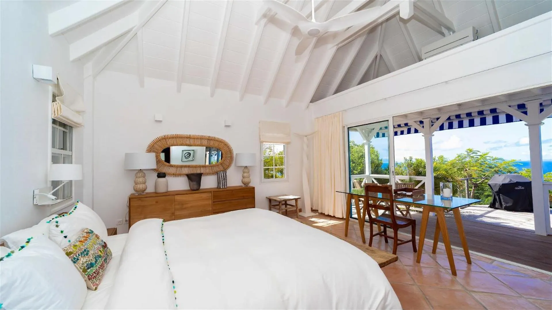 Ideally Located Gorgeous Villa St. Barthelemy 0*,  Saint-Barthelemy