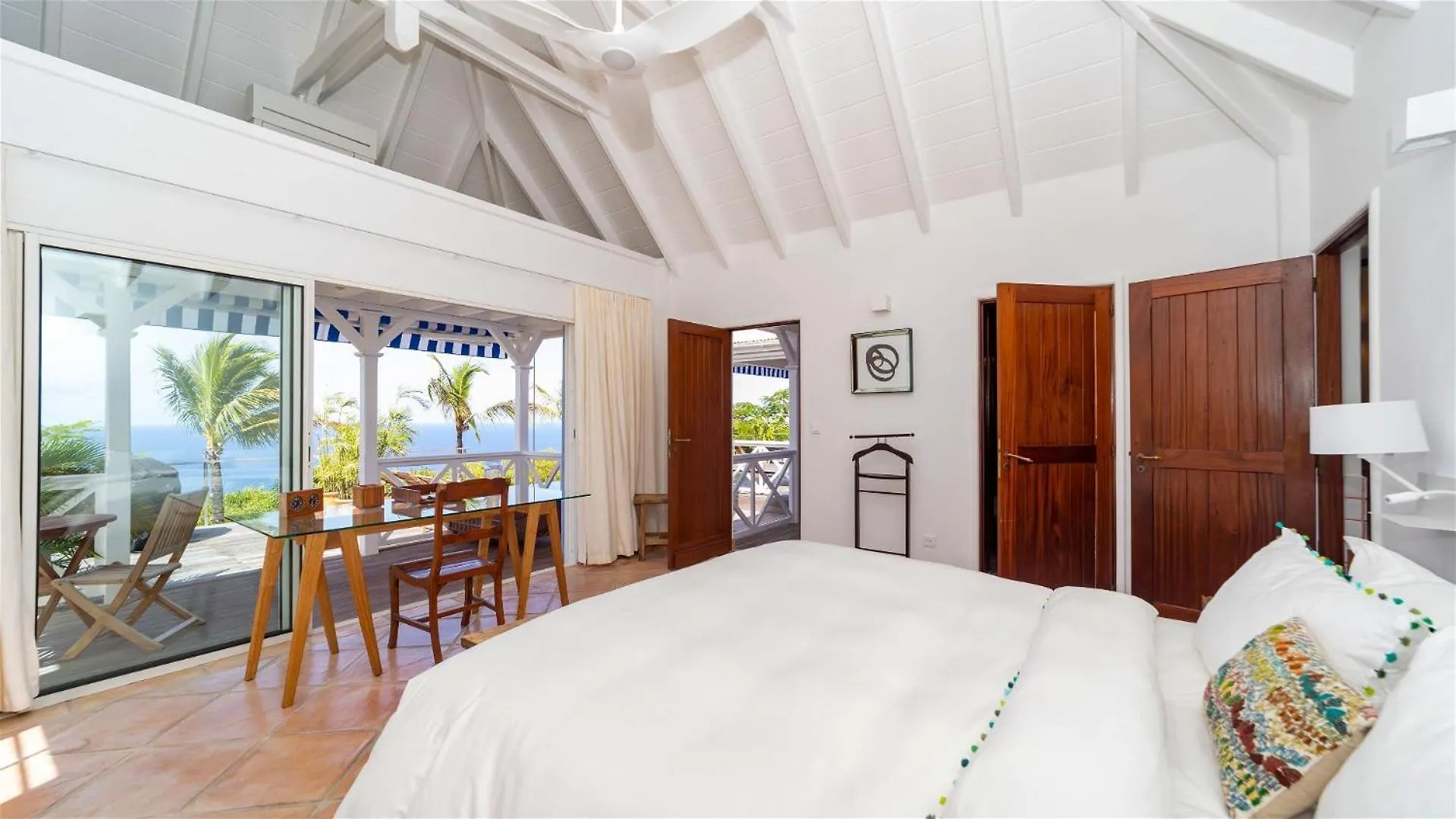 Ideally Located Gorgeous Villa St. Barthelemy